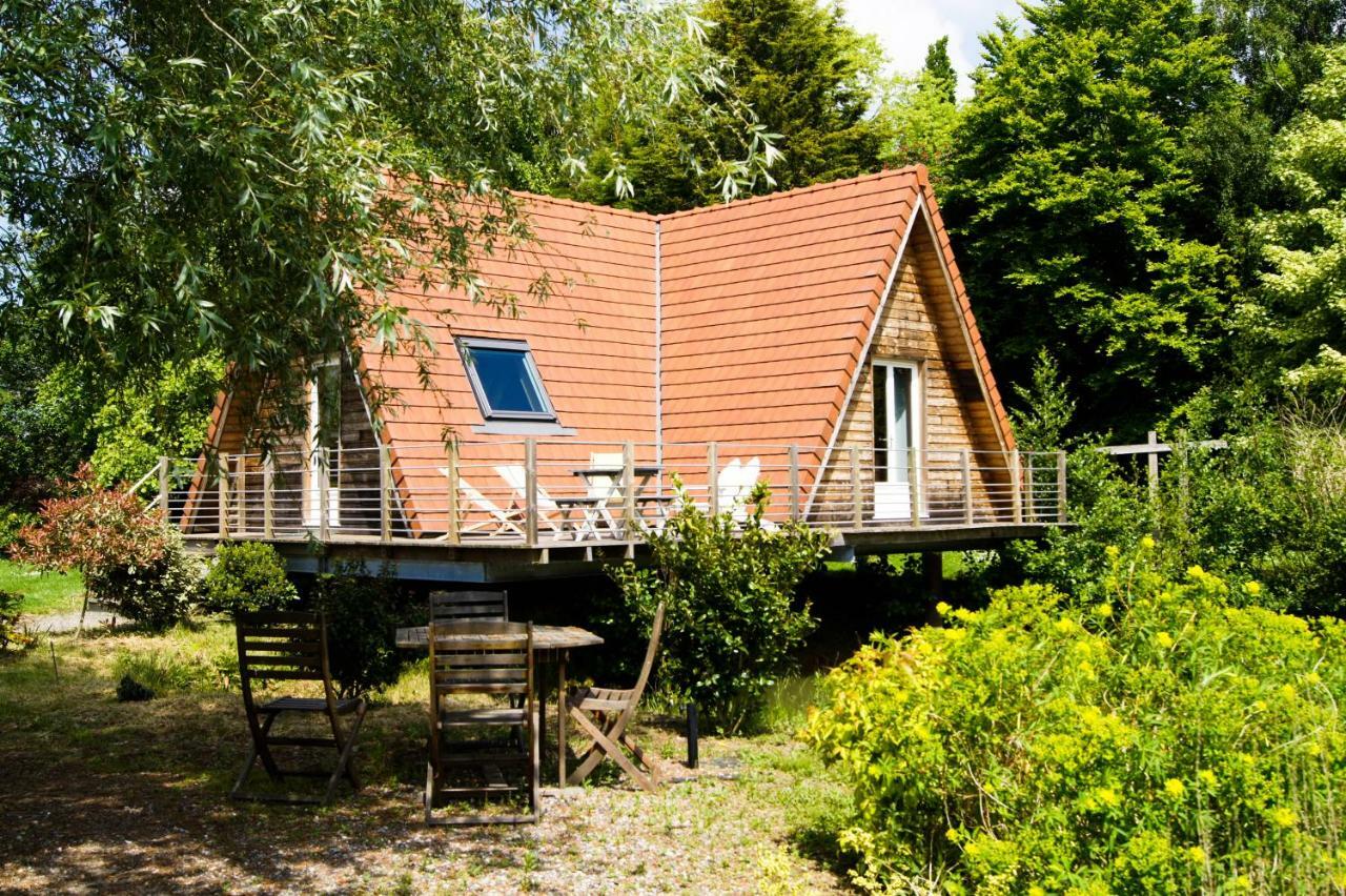 Les Lodges De Malbrough Aire-sur-la-Lys Exterior photo